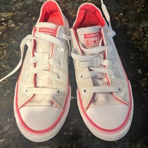 Girls Converse